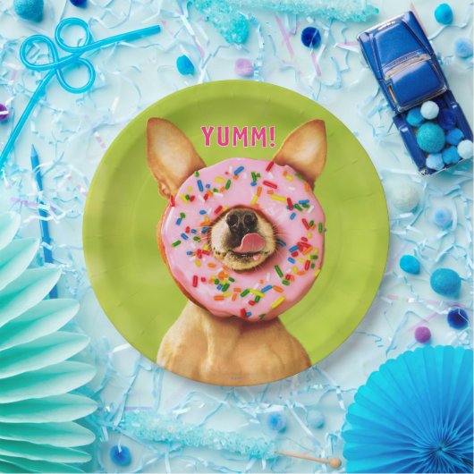 Funny Chihuahua Dog met Sprinkle Donut op Nose Papieren Bordje (Feest)