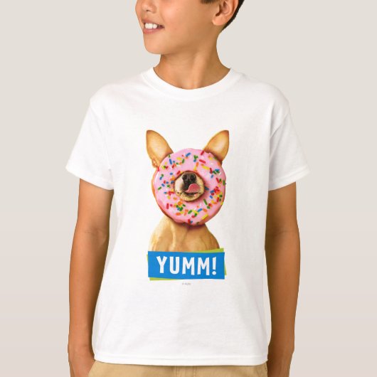 Funny Chihuahua Dog met Sprinkle Donut op Nose T-shirt (Voorkant)