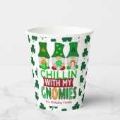 Funny Chillin met mijn Gnomies St Patricks Day Papieren Bekers (Voorkant)