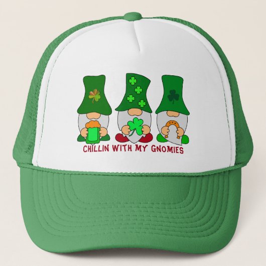 Funny Chillin met mijn Gnomies St Patricks Day Trucker Pet (Voorkant)