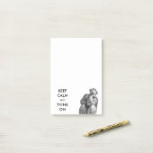 Funny Chimpansee Animal Keep Calm and Think on Post-it® Notes (Op bureau)