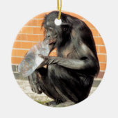 FUNNY CHIMPANZEE KERAMISCH ORNAMENT (Voorkant)
