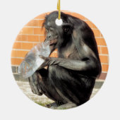 FUNNY CHIMPANZEE KERAMISCH ORNAMENT (Achterkant)