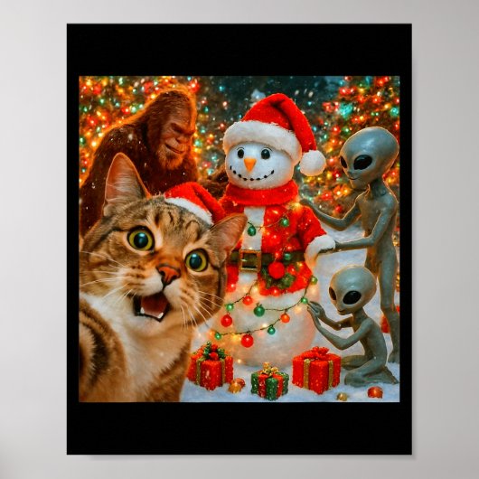 Funny Christmas Cat Selfie With Bigfoot Alien &amp Poster (Voorkant)