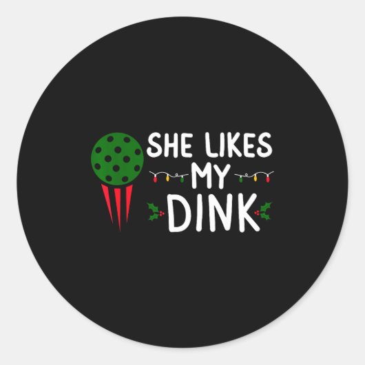 Funny Christmas Ckleball She Likes My Drink Outfit Ronde Sticker (Voorkant)