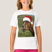 Funny Christmas horse with Santa hat smiling T-shirt (Voorkant)