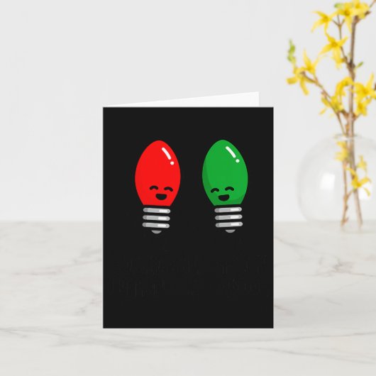 Funny Christmas Lights Pun Working Over Holidays_  Kaart (Gele Bloem)