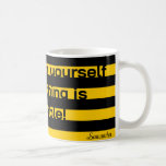 Funny Classic Bumble Bee Stripes Striped Pattern Koffiemok<br><div class="desc">Een schattig klassiek patroon met brede strepen met op hommels geïnspireerde zwarte en gele strepen. Personaliseer het gemakkelijk naar jouw tekst en naam! - ontworpen met ❤ door Zaubershirts -</div>