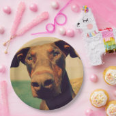 Funny Closeup of a Natural Doberman Dog Papieren Bordje (Feest)