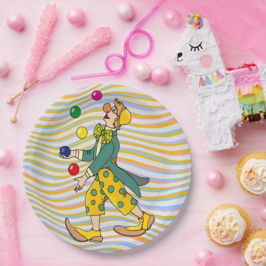 Funny Clown die speelt met kleurrijke balls Papieren Bordje (Feest)