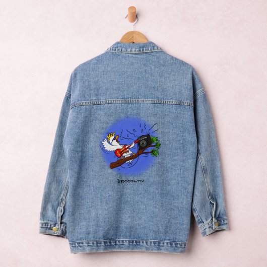 Funny cockatoo speelt rockgitaar cartoon denim jacket (Hangar)