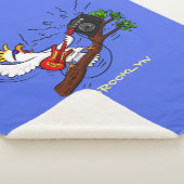 Funny cockatoo speelt rockgitaar cartoon sherpa deken (3/4)