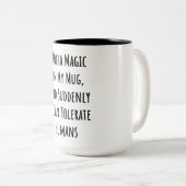 Funny coffee gezegden quote tweekleurige koffiemok (Voorkant rechts)