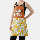 Funny Coffee Lover Rise en Grind Lemon Pattern Schort (Insitu)