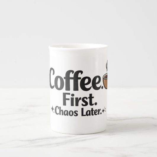 Funny Coffee Mok "Koffie Eerst Chaos Later" (Voorkant)