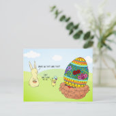 Funny Colorful Bunny Egg Hunt Cute Easter Cartoon Briefkaart (Staand voorkant)
