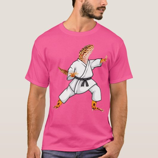 Funny Common Leopard Gecko Doing Karate Samurai Ni T-shirt (Voorkant)