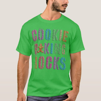 Funny COOKIE BAKING ROCKS Ninja GingerBrooMan Cu T-shirt