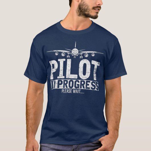 Funny Copilot Gift Flight Pilot in wording T-shirt (Voorkant)