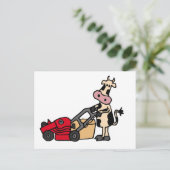 Funny Cow Pushing Red Lawn Mower Cartoon Briefkaart (Staand voorkant)