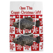 Funny Crappie Gevist Pun Vrolijk Kerstfeest Medium Cadeauzakje (Achterkant)