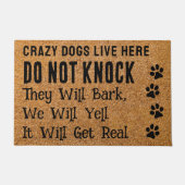 Funny Crazy Dogs wonen hier Pet Hondenliefhebber Deurmat (Voorkant)