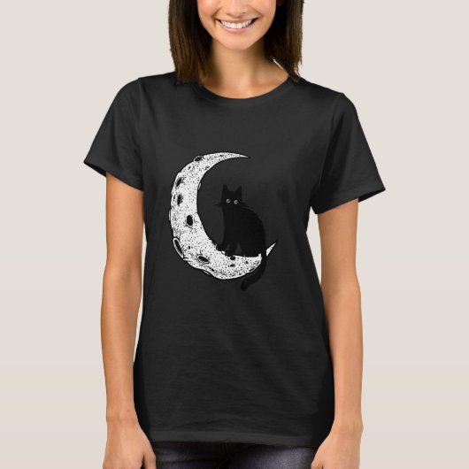 Funny Crescent Moon and Cat Graphic T-shirt (Voorkant)