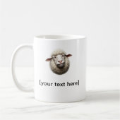 Funny Cross-Eyed Sheep Mug with Custom Text – Cute Koffiemok (Links)