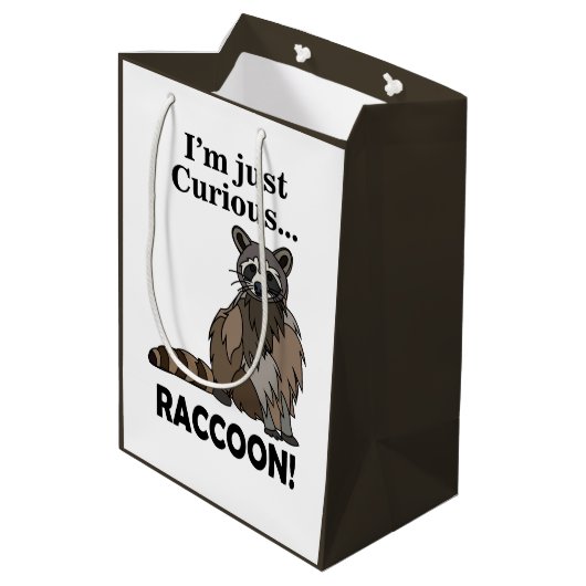 Funny Curious Raccoon Medium Cadeauzakje (Achterkant Gekanteld)