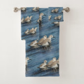 Funny Cute 4 Sanderlings Sandpipers bij het strand Bad Handdoek (Insitu)