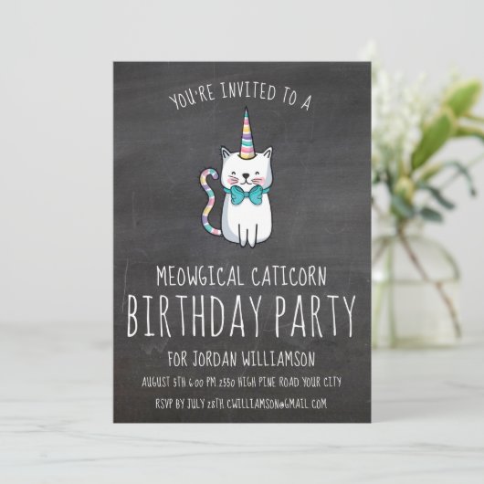 Funny Cute Cat Unicorn Birthday Party Invitation Kaart (Staand voorkant)