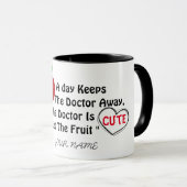 Funny Cute Doctor Red Apple Joke Persoonlijke naam Mok (Voorkant rechts)