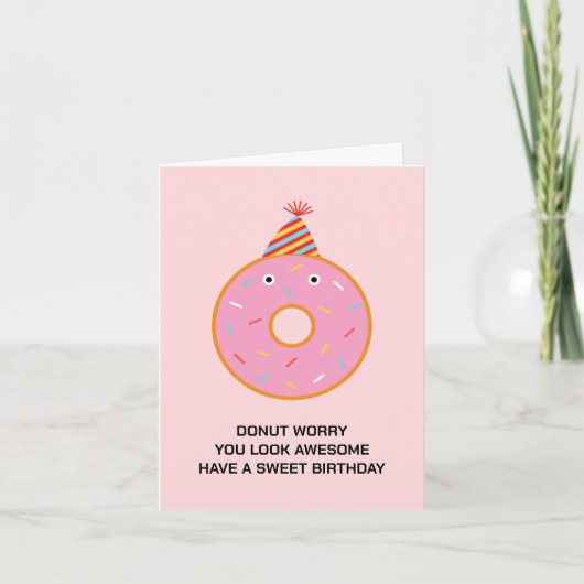Funny Cute Donut Pun Happy Birthday Petten Kaart (Voorkant)