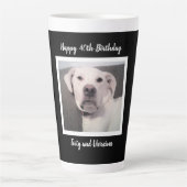 Funny Cute Grumpy White Dog 40th Birthday Black Latte Mok (Voorkant)