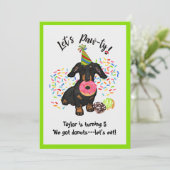 Funny Dachshund Donut Birthday Party Invitation Kaart (Staand voorkant)