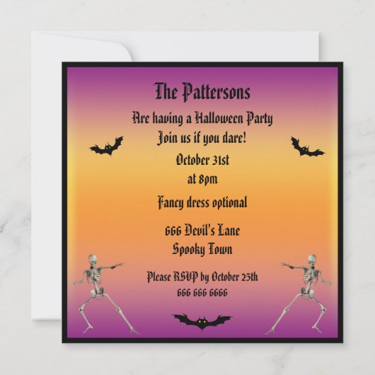 Funny Dansende Skeletons Halloween Party Kaart (Achterkant)