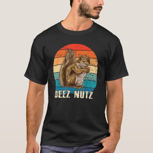Funny Deez Nut Nutcracker Squirrel Deez Nutz Retro T-shirt (Voorkant)