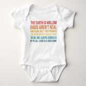 Funny Dinosaur Flat Earth Alien complottheorie Romper (Voorkant)