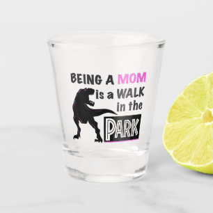 Funny Dinosaur Mam is een Walk in het Park Shot Glas