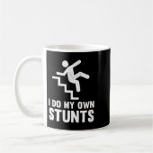Funny Distressed I Do My Own Stunts Koffiemok (Links)