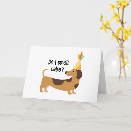 Funny do I Smell Cake Birthday Dog Kaart (Gele Bloem)