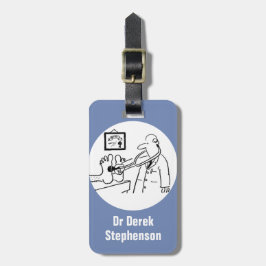 Funny Doctor controleert Feet met Stethoscoop Bagagelabel