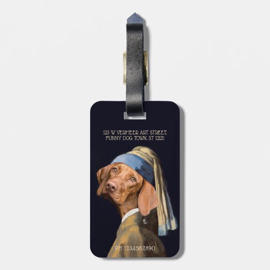 Funny Dog Girl met een parelaar die Vermeer Parody Bagagelabel (Achterkant verticaal)