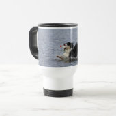 Funny dog in water, aanpasbare mok (Voorkant links)