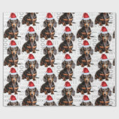 Funny Dog Lover Smooth Dachshund in a Santa Hat Cadeaupapier (Vlak)