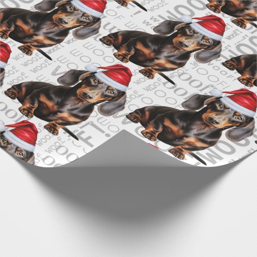 Funny Dog Lover Smooth Dachshund in a Santa Hat Cadeaupapier (Hoek)