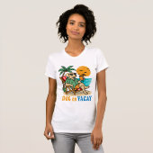 Funny Dog on Vacation T-Shirt | Cute Summer (Voorkant volledig)