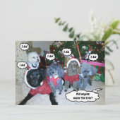 Funny Dogs helpt de kerstboom te water te komen Feestdagenkaart (Staand voorkant)