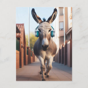 Funny Donkey Luistert naar Muziek op een Jong Briefkaart