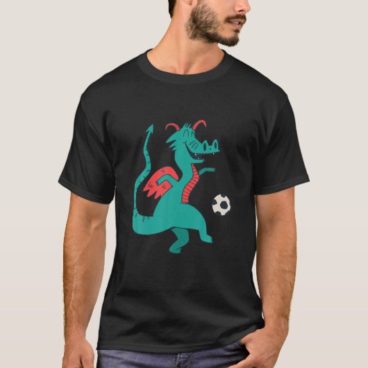 Funny Dragon die het Football van het Speel van de T-shirt (Voorkant)